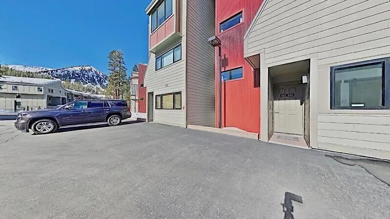 Apartment Slopeside Four Bedroom Homes At 1849 Condos - Free Wifi & Parking! Mammoth Lakes United States