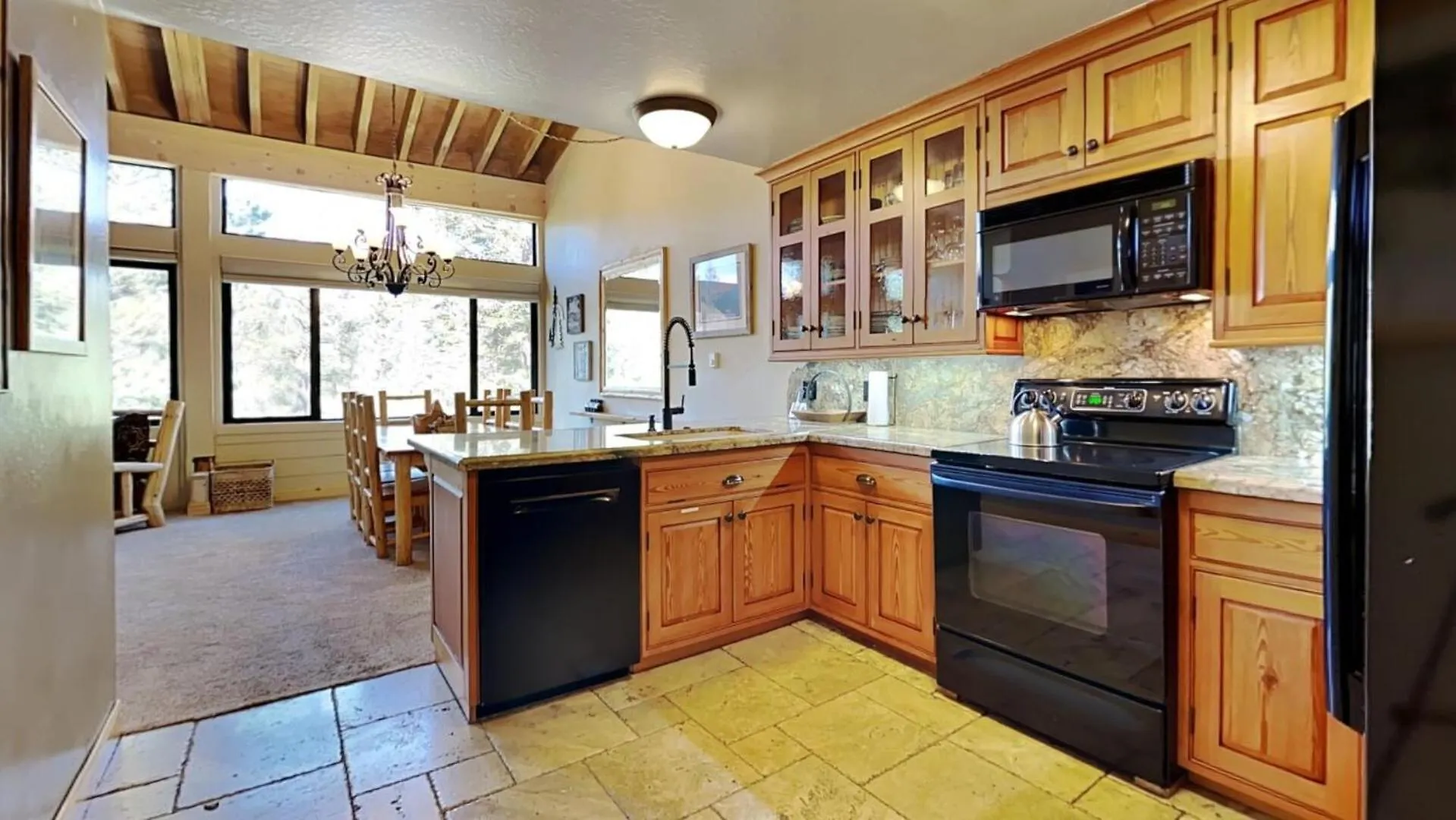 Apartment Slopeside Four Bedroom Homes At 1849 Condos - Free Wifi & Parking! Mammoth Lakes United States