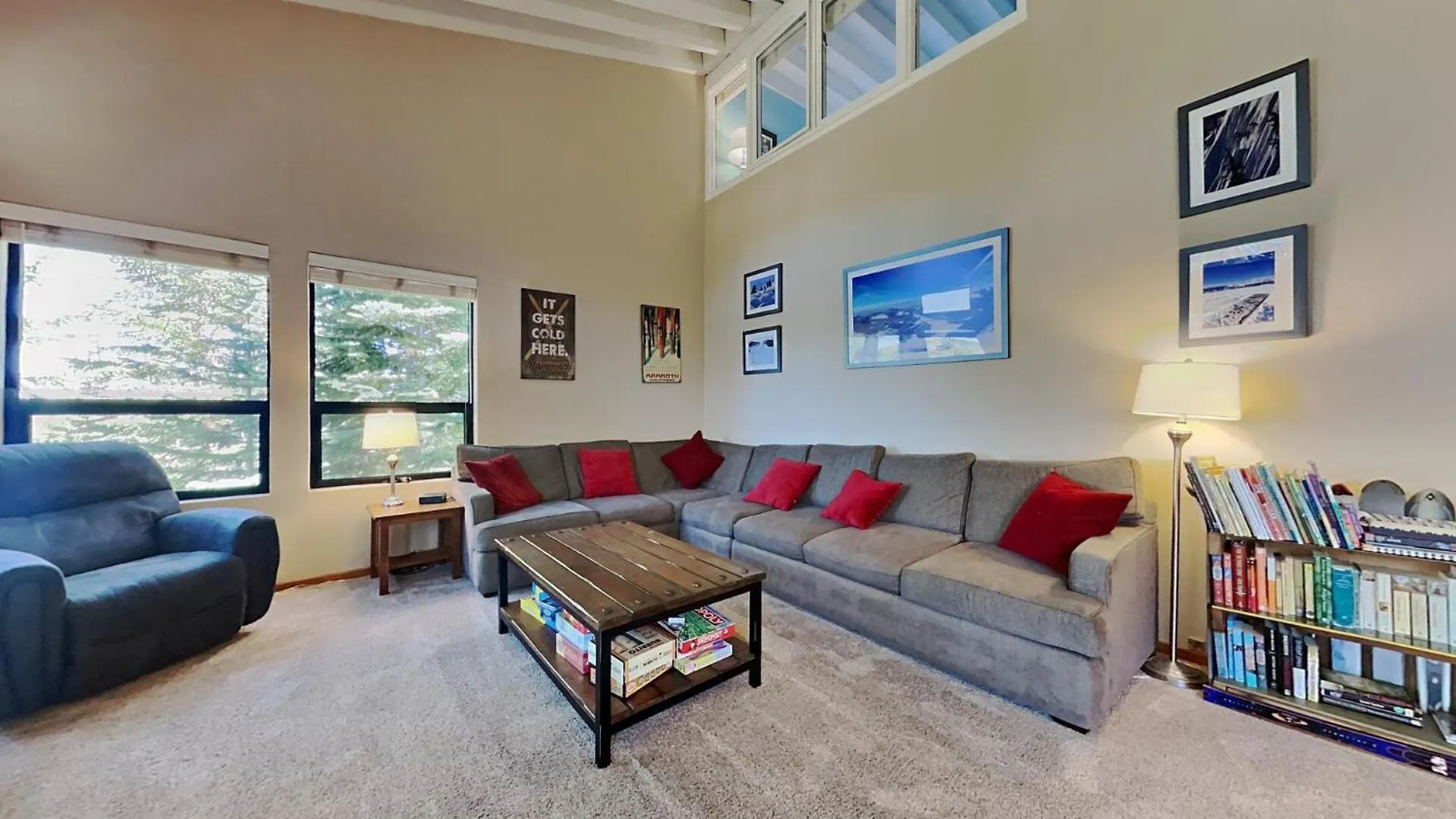 Apartment Slopeside Four Bedroom Homes At 1849 Condos - Free Wifi & Parking! Mammoth Lakes