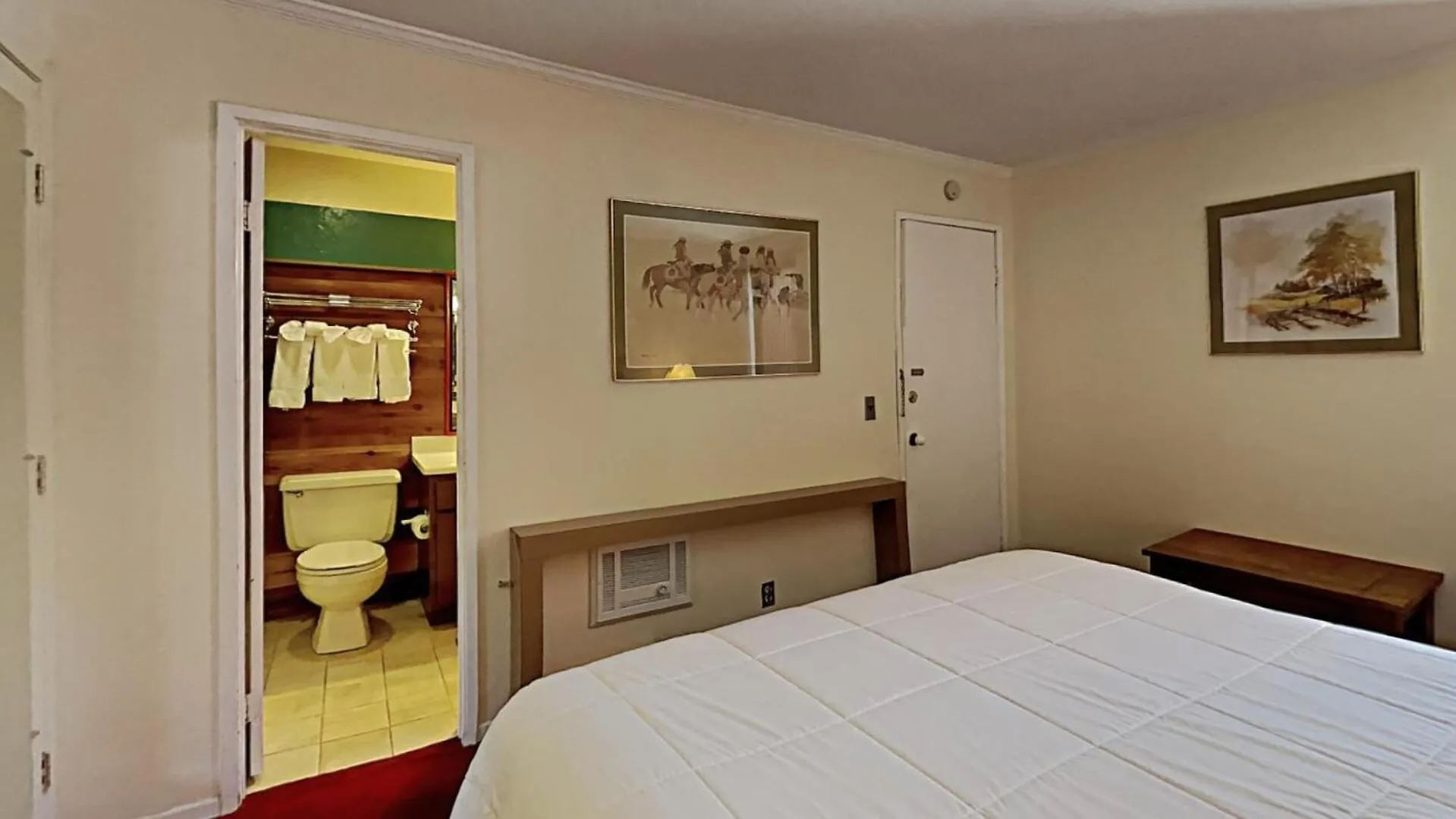Apartment Slopeside Four Bedroom Homes At 1849 Condos - Free Wifi & Parking! Mammoth Lakes